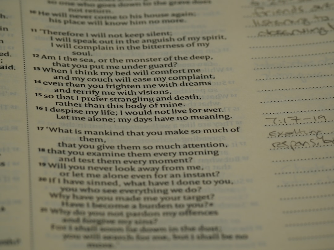 20 Twilight Quotes for Daily Romance to Express Your Feelings