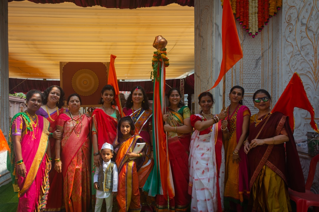 30 Birthday Wishes for Husband in Marathi Today to Melt His Heart